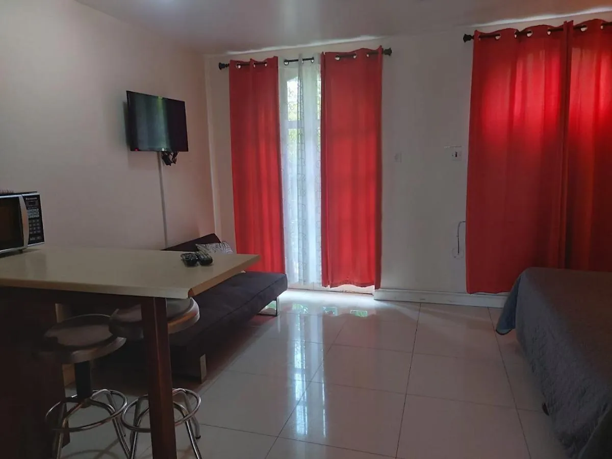 Deluxe Sandcastles Condos Ocho Rios Hotel apartamentowy
