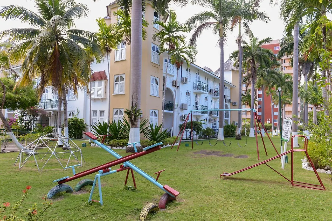 Deluxe Sandcastles Condos Ocho Rios Hotel apartamentowy